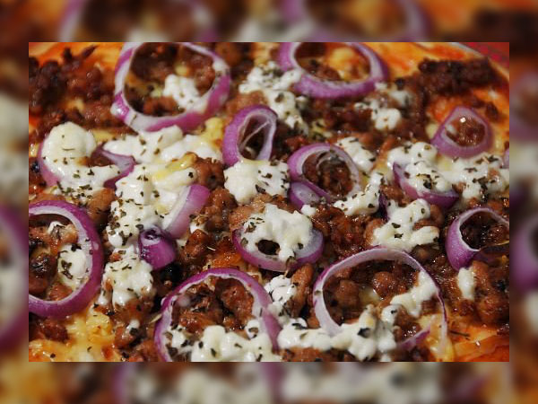 adobo-pizza adobo-pizza