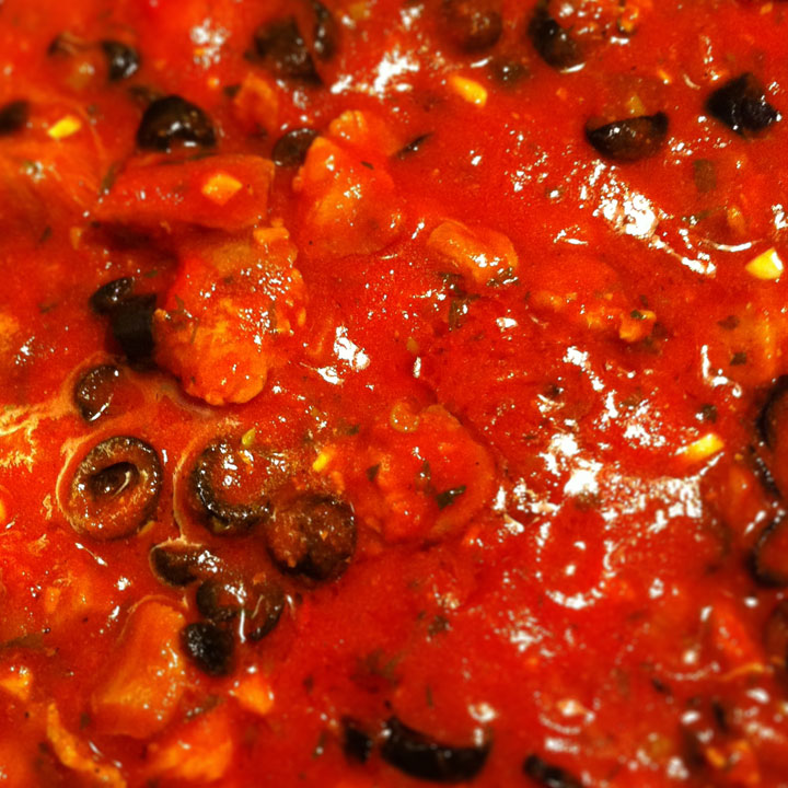 10-adoboloco-pastele-stew-olives Adoboloco pastele stew finished and simmering